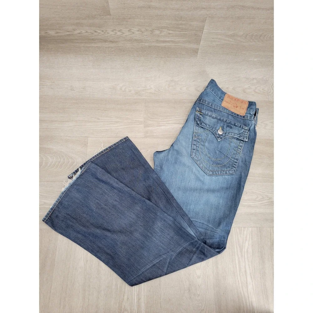 True Religion Billy Super T Jeans Men's 36 Blue Distressed Made USA Bootcut Y2K